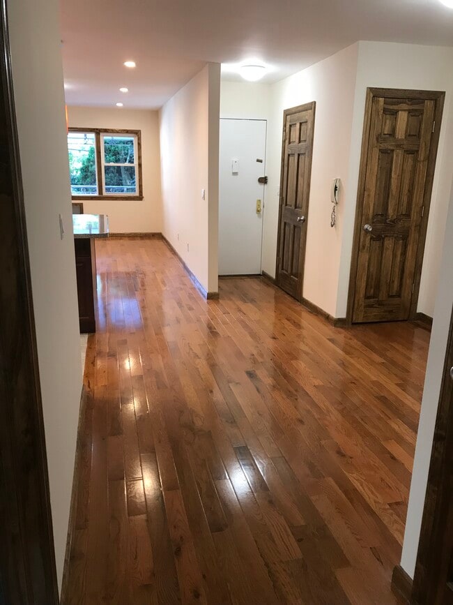 Building Photo - 3611 Waldo Ave