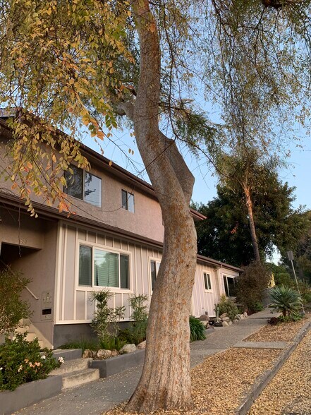 Primary Photo - 827 N Avenue 57
