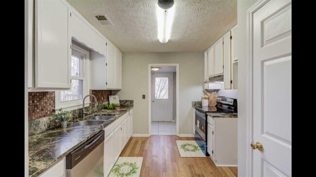 Building Photo - 3356 Montheath Pass