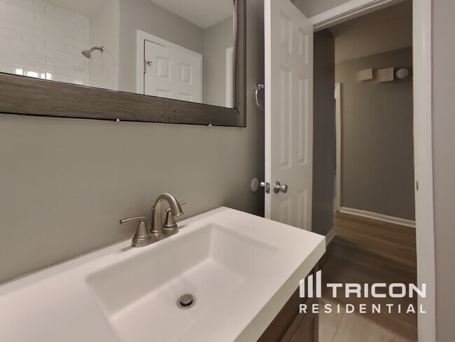 Building Photo - 4124 Lauada Dr