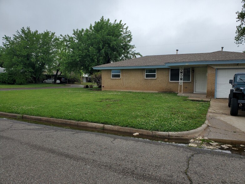 Building Photo - 1500 Regency Blvd