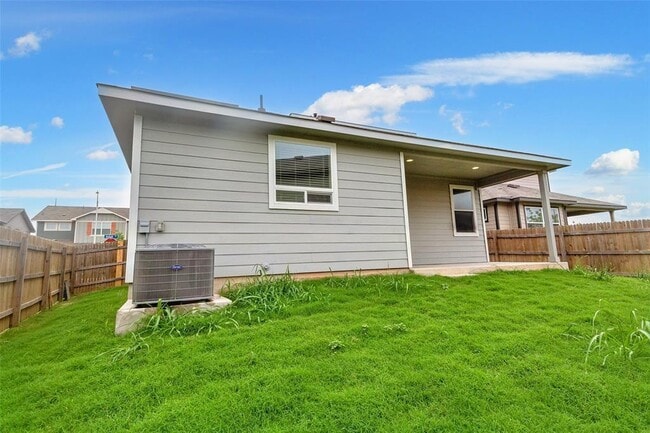 Building Photo - 1309 Anhalt Dr
