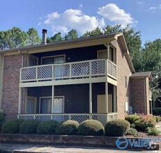Building Photo - 5011 7 Pine Cir