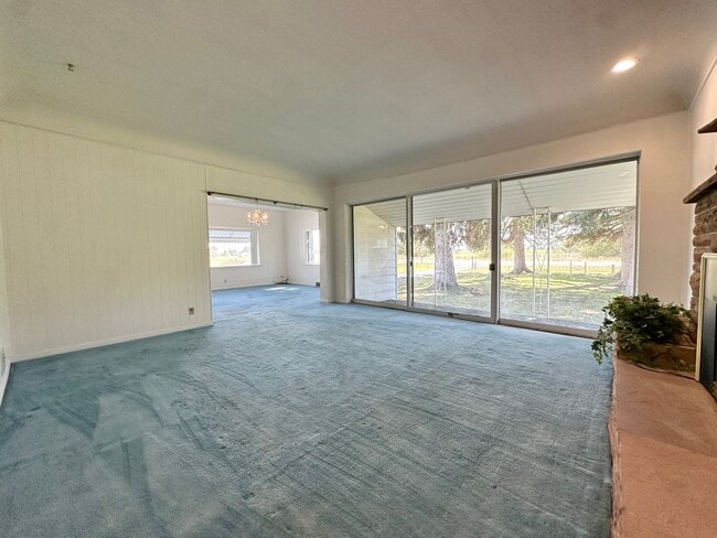 Building Photo - 3276 W 4000 N