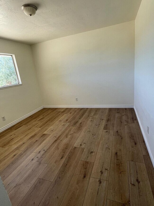 Building Photo - 13340 Navajo Rd