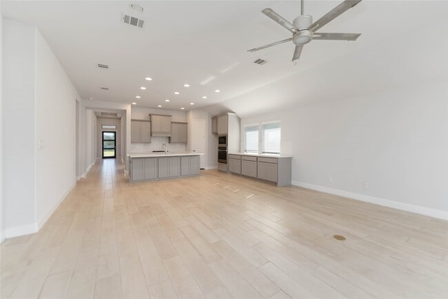 Building Photo - 20611 Morgan pasture Ln