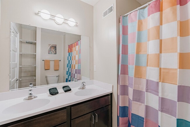 Building Photo - 11321 Hessler Rd