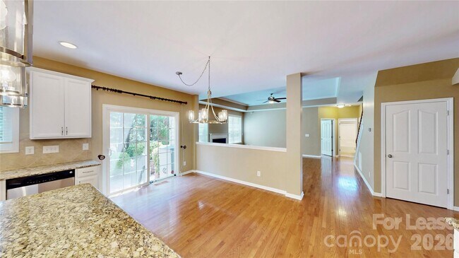 Building Photo - 1505 Aringill Ln