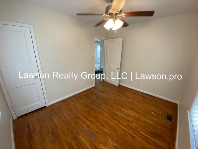 Building Photo - Two Bedroom Home In Salem with Spacious Ya...