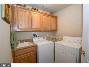 Building Photo - 1204 Derry Ln