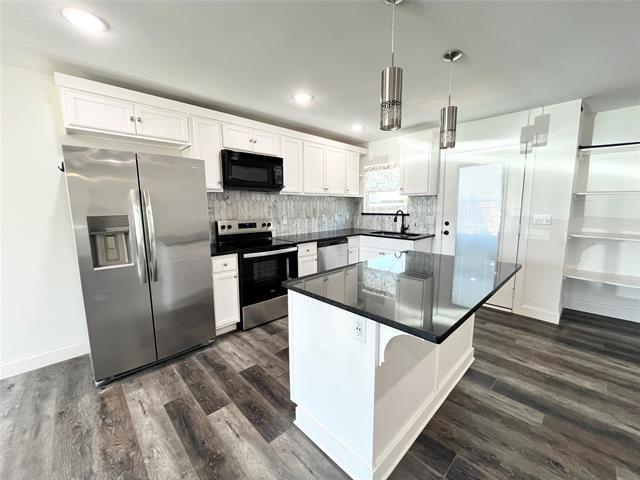 Building Photo - 4136 Lisbon St