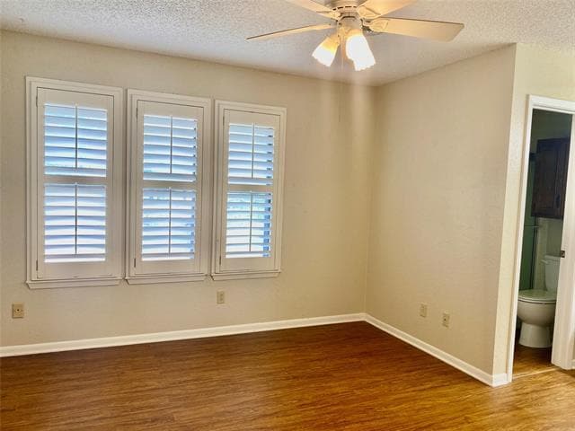 Building Photo - 3832 Crossroads Dr