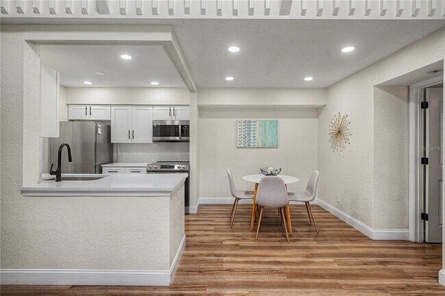 Building Photo - 3266 Haviland Ct
