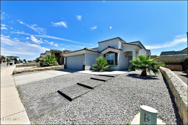 Primary Photo - 224 Glenlivet Way