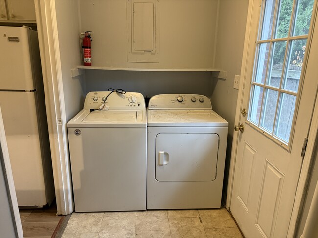 Building Photo - 1000 62nd Ave N