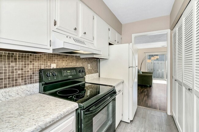 Building Photo - 403 Southway Garden Rd