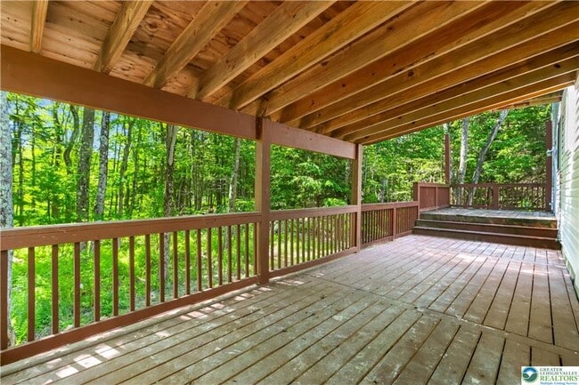 Building Photo - 1229 Fern Dr