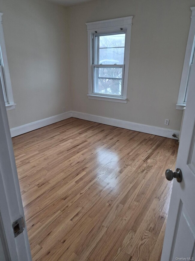 Building Photo - 130 Locust Ave