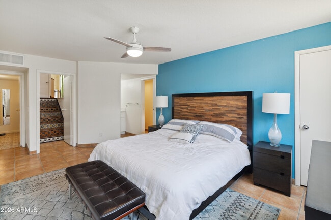 Building Photo - 7306 E Rancho Vista Dr