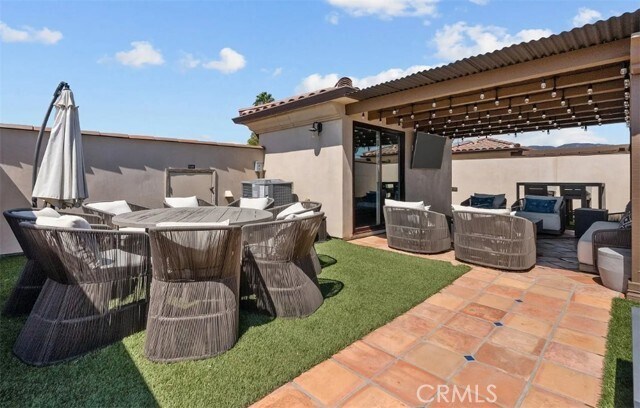 Building Photo - 201 N Reese Pl