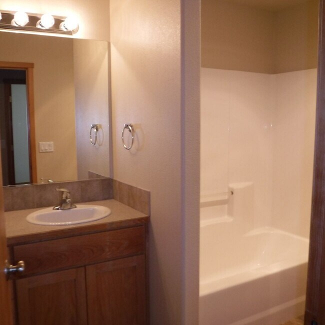 Building Photo - 61355 Sally Ln