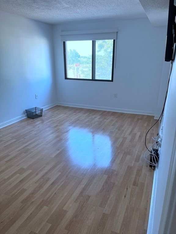 Building Photo - 500 Salem St