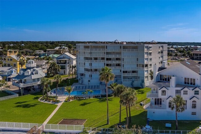 Building Photo - 17980 Gulf Blvd