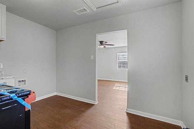 Building Photo - 3817 Collin St