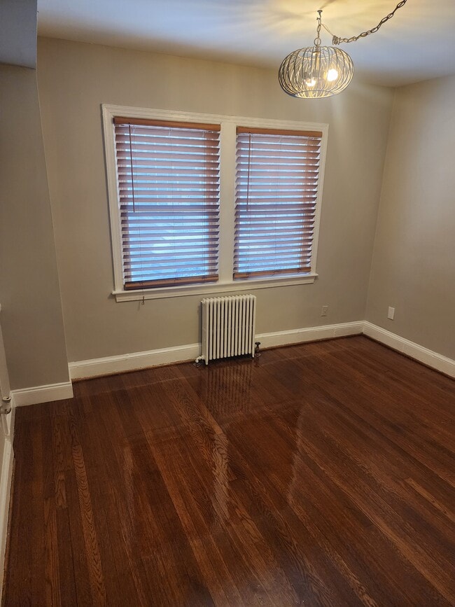 Building Photo - 1235 Simms Pl NE