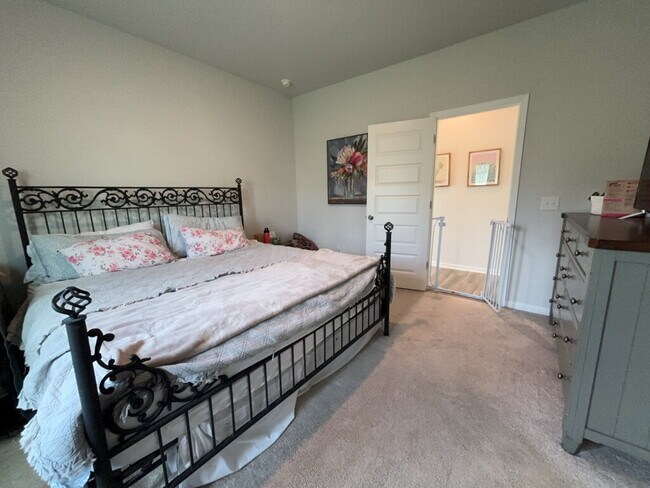 Building Photo - 135 Wood Sage Run