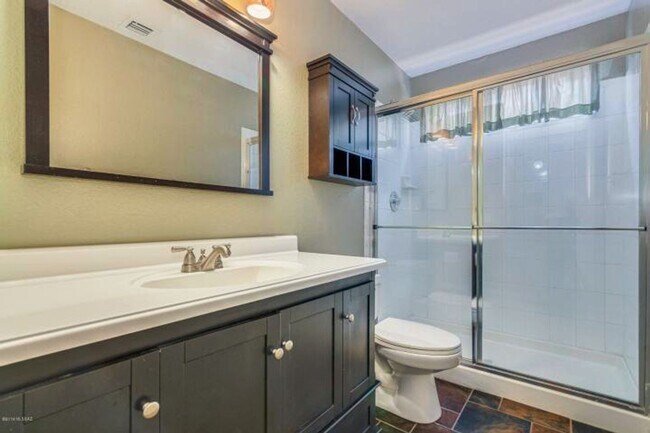 Building Photo - Charming Spacious 4 Bed. 3 Ba. Home with 3 Car Gar. Located the Desirable Continental Ranch