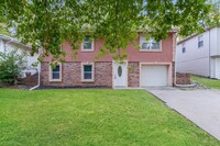 Building Photo - Lovely 3 Bedroom Two-Story Home in Kansas ...