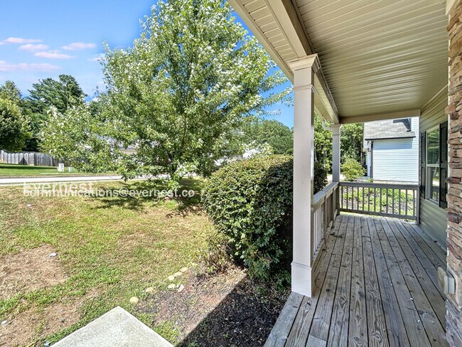 Building Photo - 345 Westridge Cir
