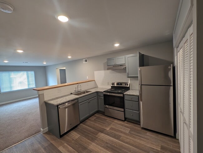 Building Photo - The Kapital Apartments