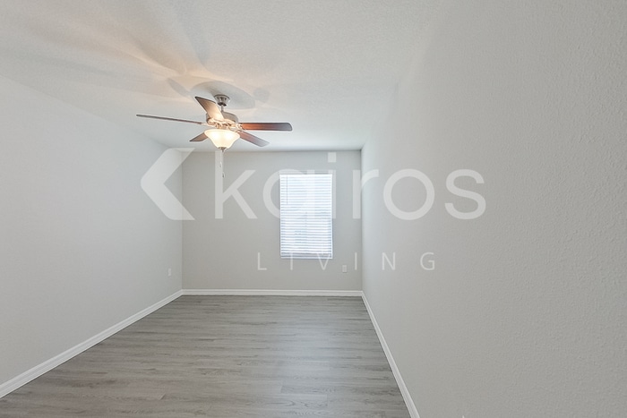 Building Photo - 8645 SW 44th Ct