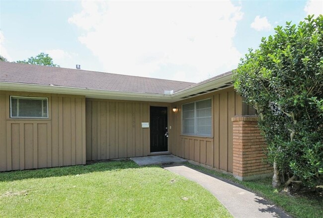 Building Photo - 4629 Carleen Rd