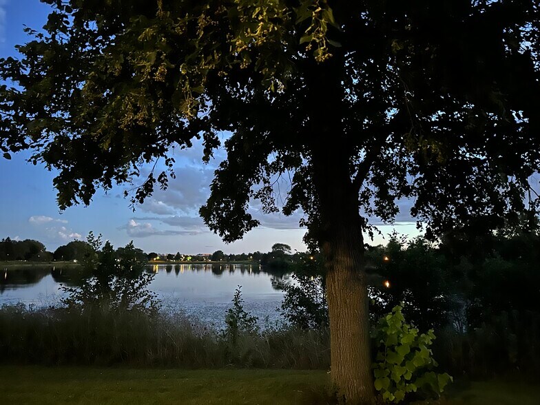 Photographers dream. Evening walks pride great ‘captures.’ - 174 Hemingway Ct