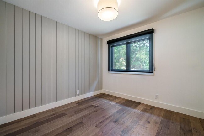 Building Photo - 3514 Hillbrook Dr