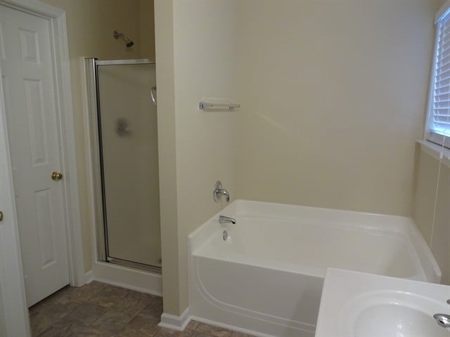 Building Photo - 204 Appleton Ln