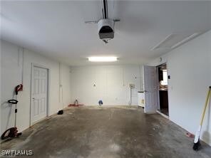 Building Photo - 2214 Country Club Blvd