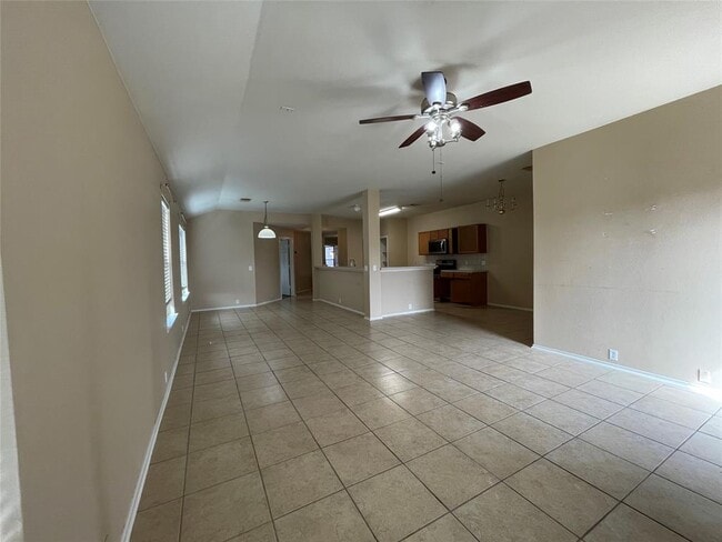 Building Photo - 14805 Lantern Dr