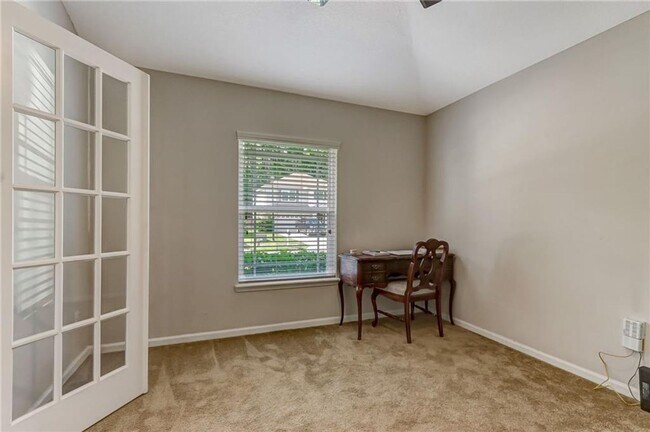 Building Photo - Charming 3-Bedroom Home in The Hideaway – ...