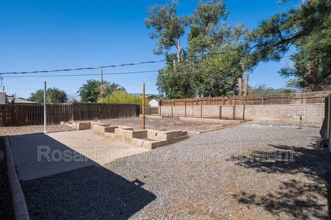 Building Photo - 1332 Boatright Dr NE