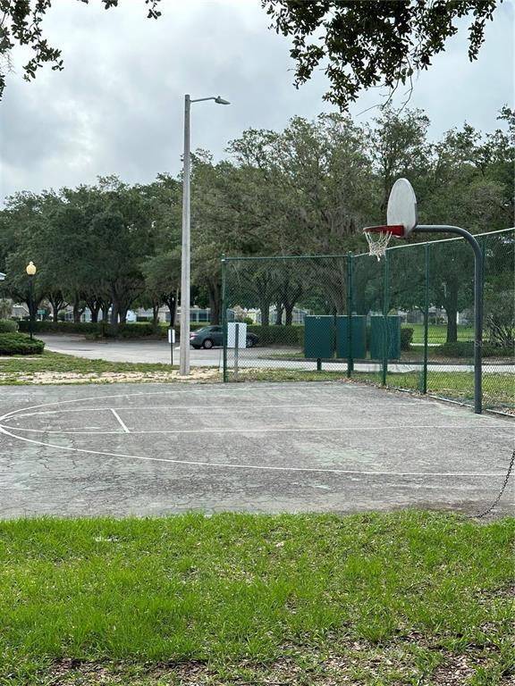 Building Photo - 601 Lake Shore Pkwy