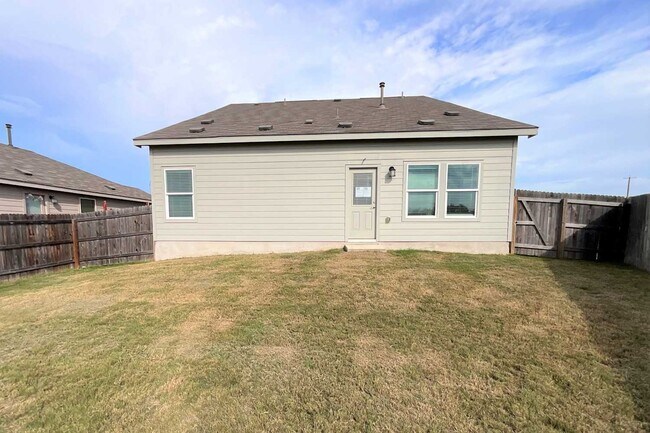 Building Photo - 703 Vermilion