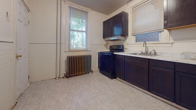 Building Photo - Wissinoming House for Rent