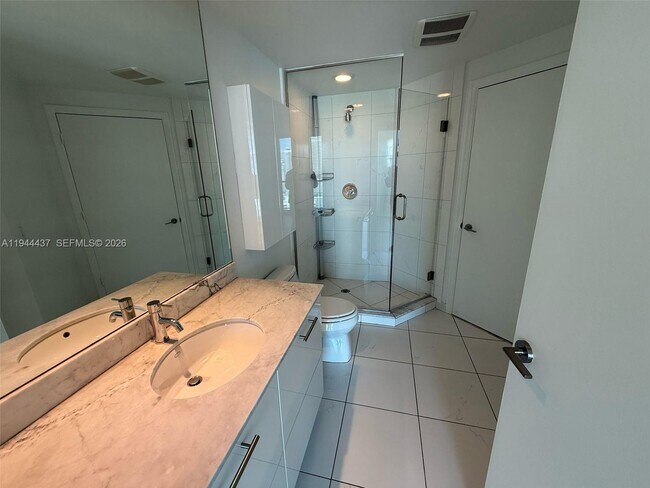 Building Photo - 55 SE 6th St