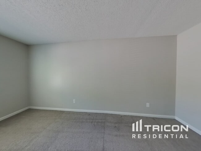Building Photo - 5935 Laurenfield Dr