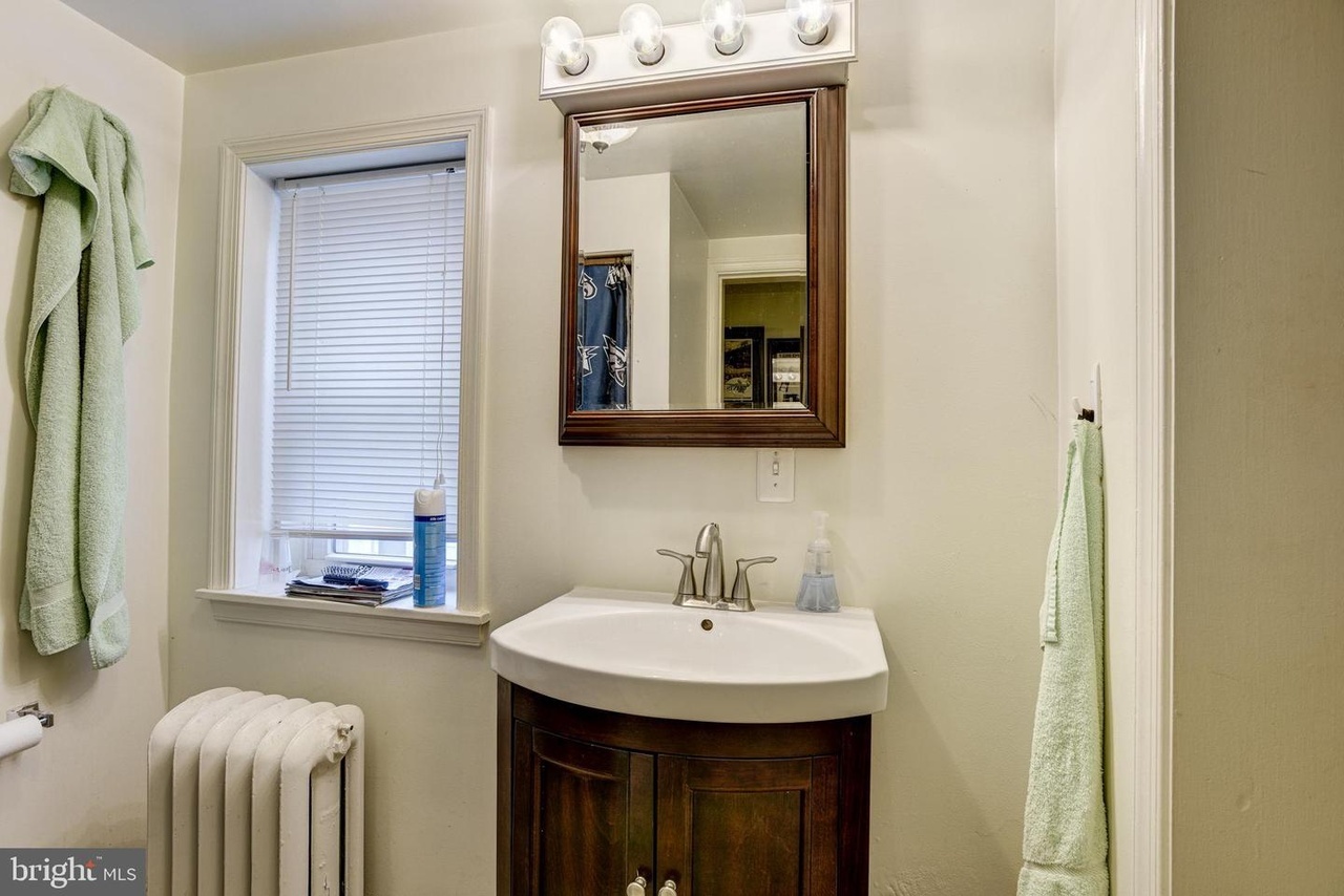 Bathroom - 4308 Ridge Rd
