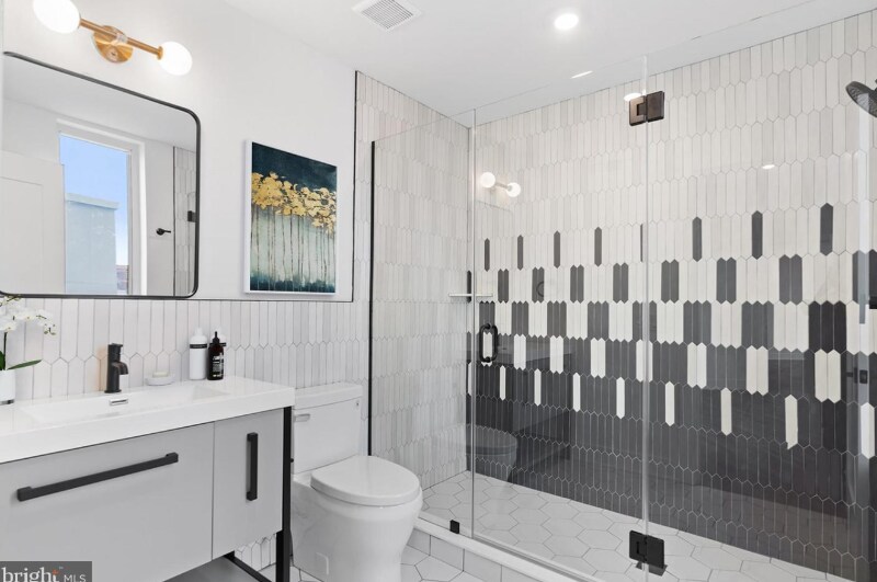 Building Photo - 1721 Ridge Ave